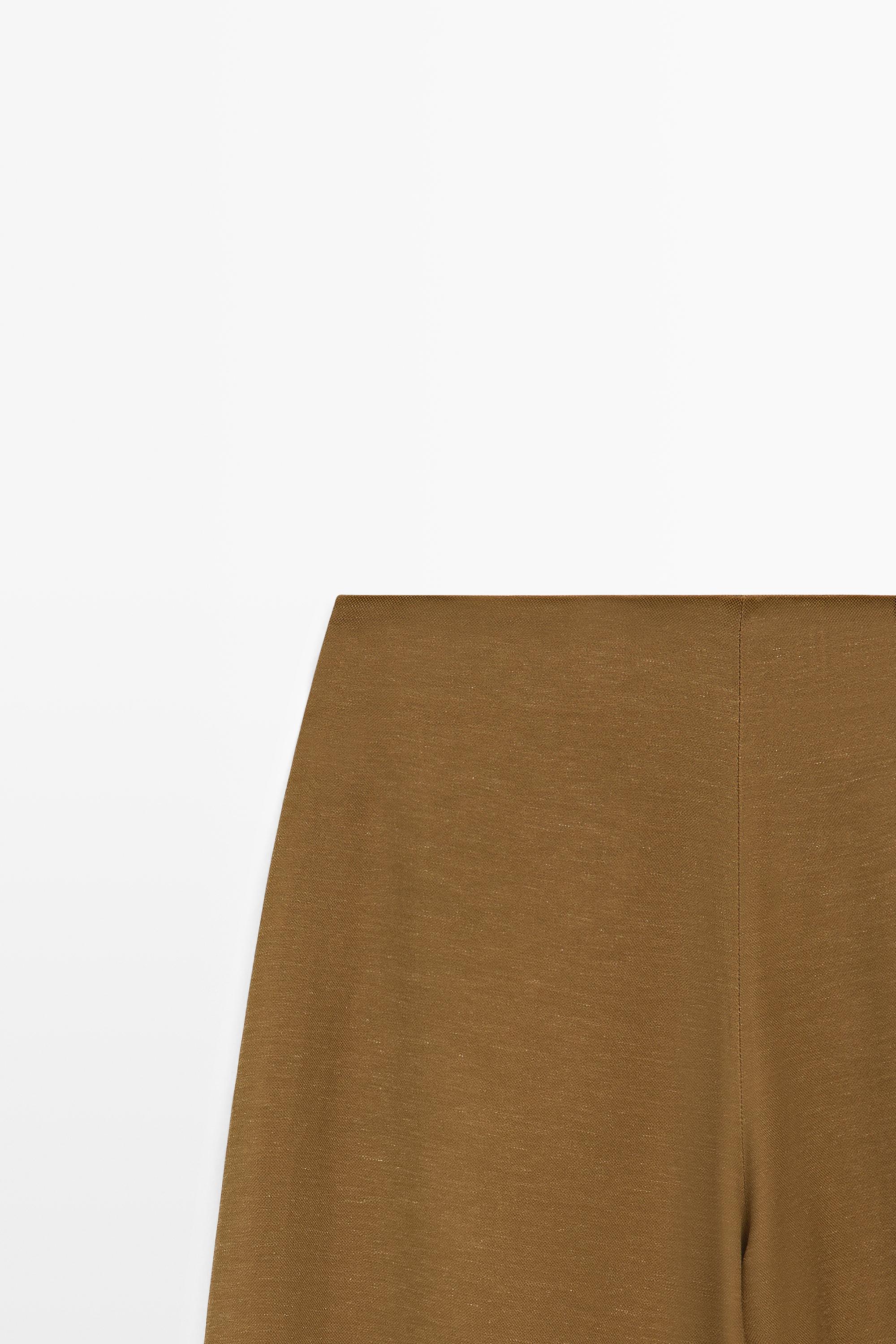 Flowing fabric wide-leg trousers